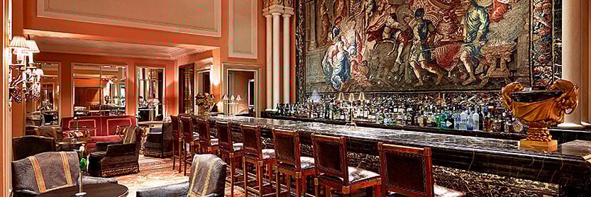 Alexander’s Bar